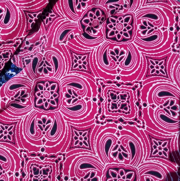 *Gave away* Croft and Barrow Bundle of 3 Long sleeve tees. - Picture 5 of 8